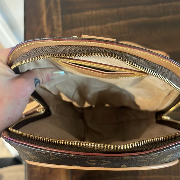 Louie Vuitton Ellipse Backpack - RARE - Picture 3 of 4